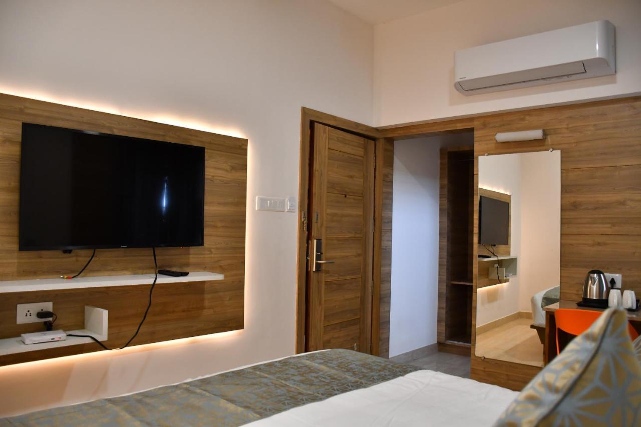 Adhikrishna Arcade Hotel Erode Ngoại thất bức ảnh